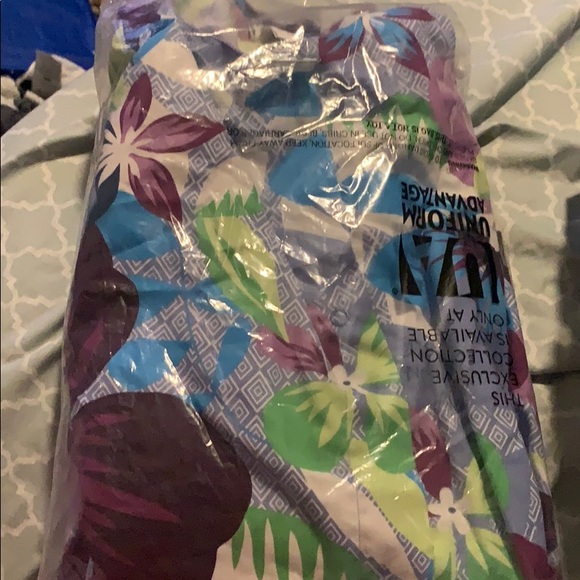 Uniform Advantage Scrub Jacket - Picture 2 of 3